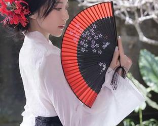 秀人网 - 从未见过的体操服，Baileys香儿带来的最新资源让人想尝试…