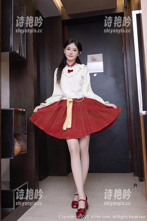 秀人网-Suki_baby 秀人网 - Suki_baby的“秘书”作品,免费带走,却没告诉你会有多少小心思。