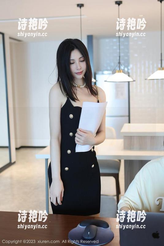 秀人网-余虞酱 秀人网 - 余虞酱:化身瑜伽女神,免费写真,身心灵一把抓!