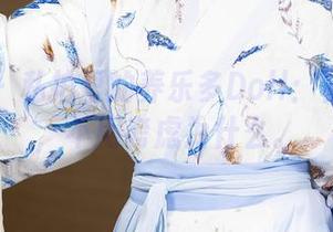 秀人网 - 私拍里的养乐多Doll：裸足合集，不用考虑为什么。