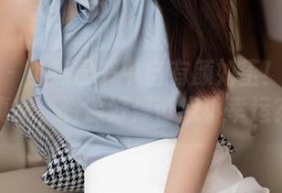秀人网 - 小热巴书中自有颜如玉！女神写真集，资源好像带点小幸运？