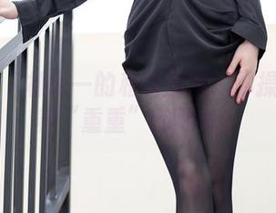 秀人网 - 林乐一的私房图包：体操服里藏着“重重”的期待。