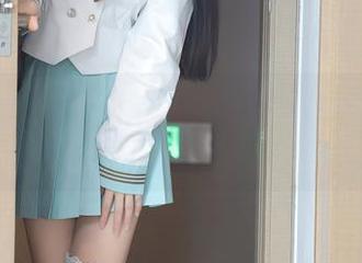 秀人网 - 一秒变身——鱼尾fish的厨娘照片合集有点意思
