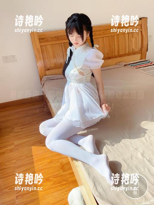 稚乖画册 - 每晚的教室，夜夜的动态原图，连壁纸都开始做梦了！