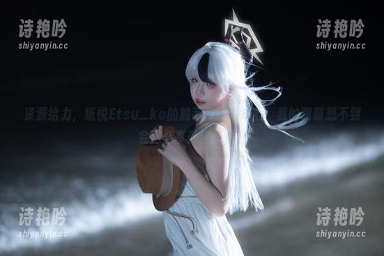 资源给力，纸悦Etsu_ko的触手酱破洞背心，我的眼睛想不到会这么享受这景象。