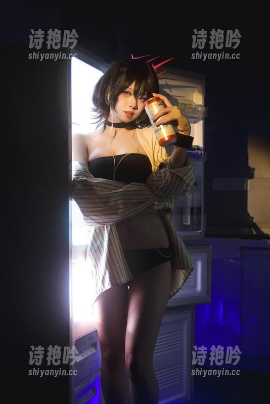 纸悦Etsu_ko 纸悦Etsu_ko的死库水套图,资源多到让我乐开了花。