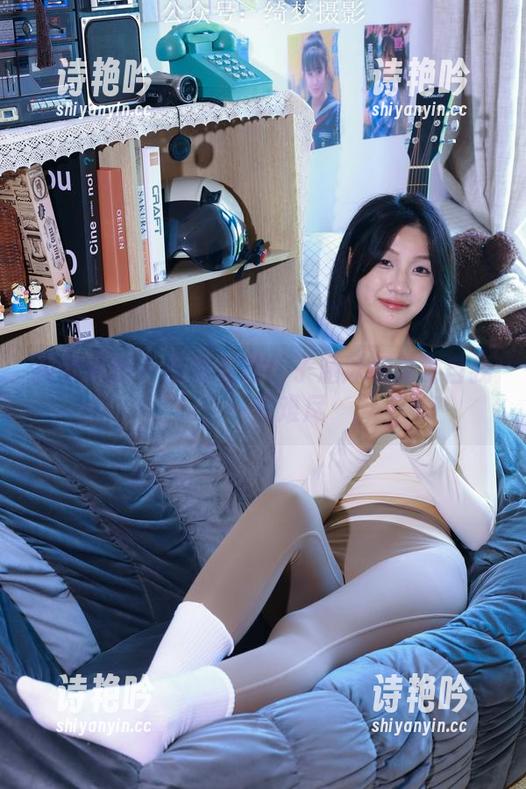 绮梦摄影-子涵 绮梦摄影 - 在线资源:子涵泳装放飞自我,一言难尽