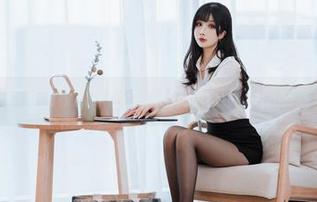肉扣热热子的校服原图：你绝对想不到校服能这样拍！