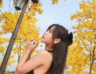 在萌芽儿o0的图册里，青春的午后温柔又微妙，轻轻一翻就慌了！