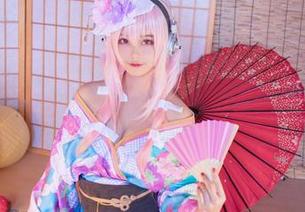 这么可爱的浴娘！免费体验“蜜汁猫裘”图包，真不想和你们分享