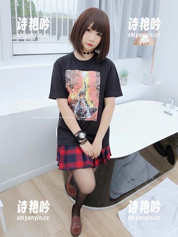沉迷于铭铭kizami的小围裙图包，这种私房秀我好像越看越心虚。