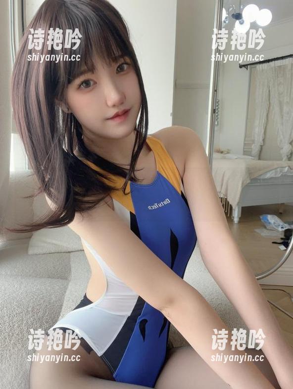 阿薰kaOri图集分享：黑神话？四妹在上面乱舞的样子真让人难忘。