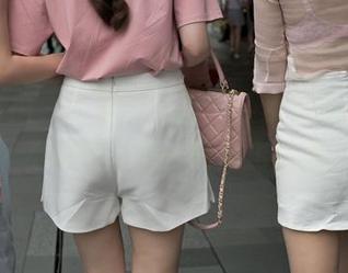魔镜街拍 - 凯恩的写真：让我们在“雨季不再来”中一同放飞自我