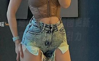 微密圈 - 鹿瑶的新和服原图更新，乍一看有种微妙的吸引力